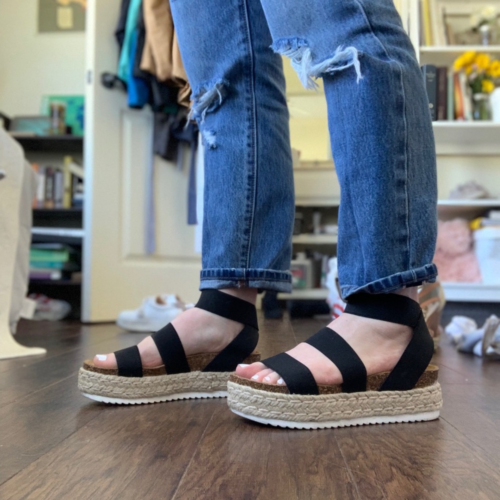 Steve Madden platform sandals
